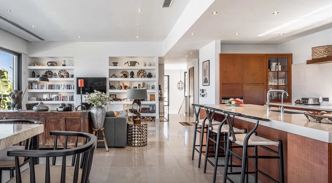Kitchen area